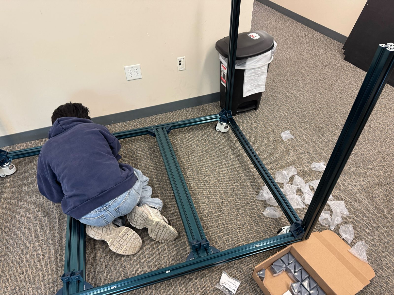 Assembling the extrusion frame by hand